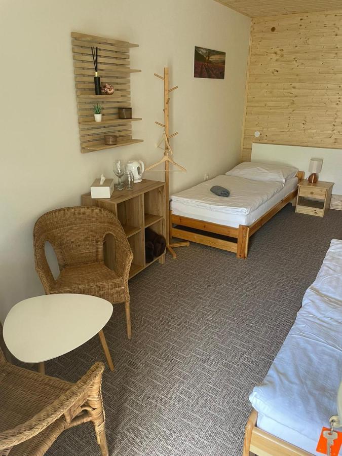Apartmany U Palavy Pritluky Exterior photo