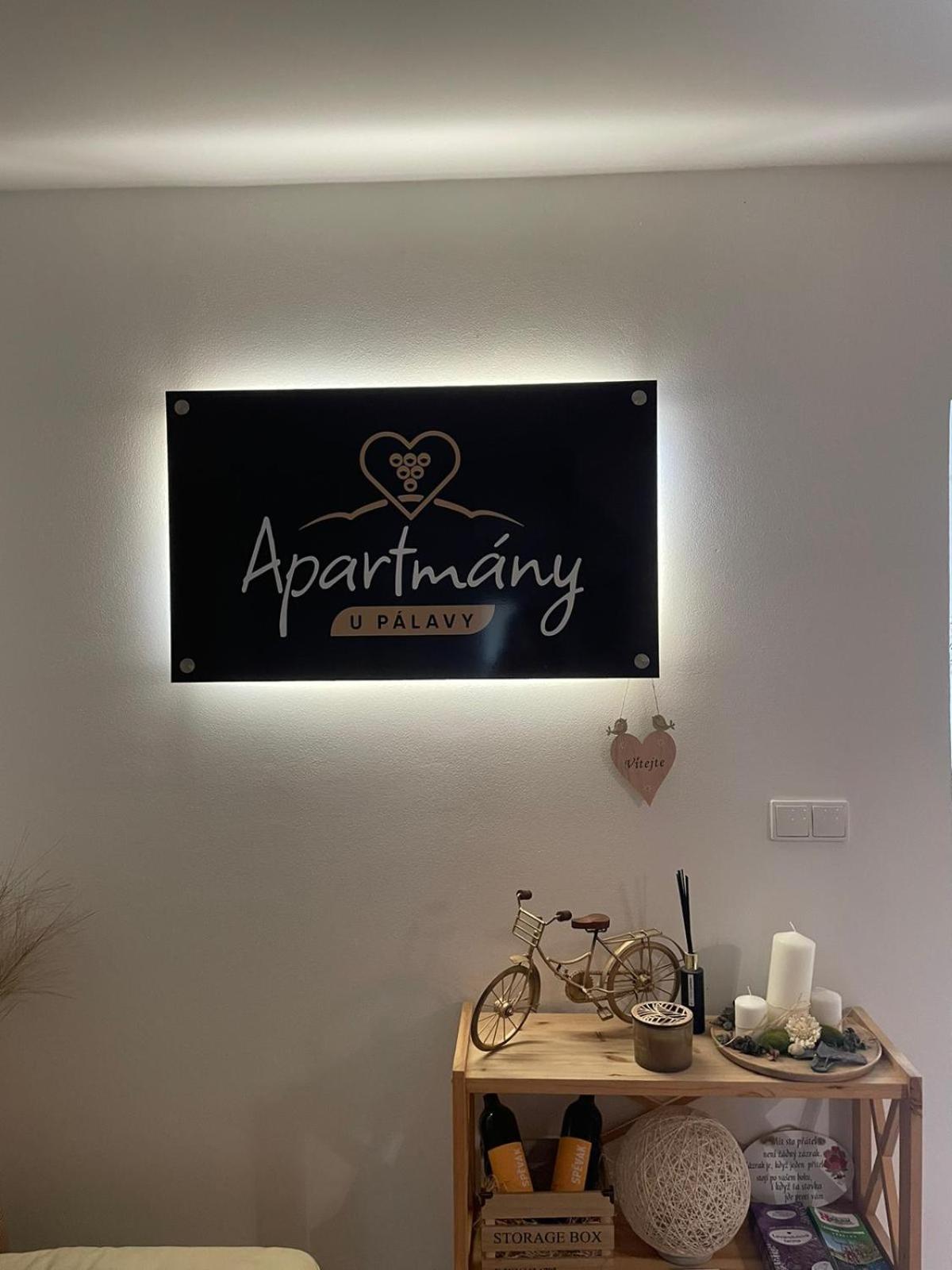 Apartmany U Palavy Pritluky Exterior photo